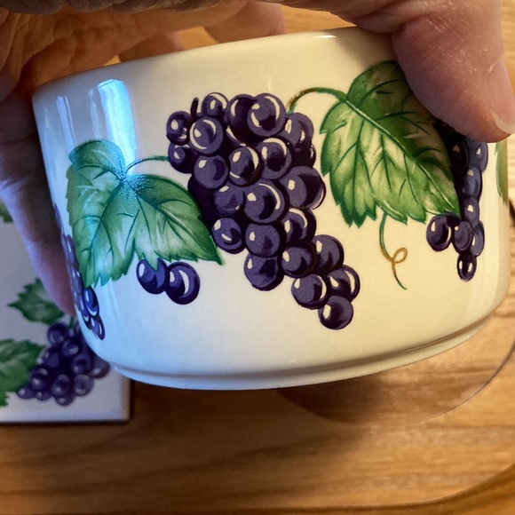 Cornwall’s Wooden Charcuterie Board with Dip Bowl - Picture 4 of 15